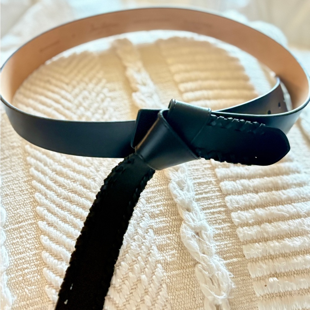 NWOT Dark chocolate adjustable belt size small